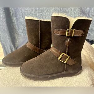 BooRoo Brown Winter Boots with Dual Buckle 100% Merino Wool Lining size 8